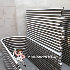 斷橋料鋁型材拉彎