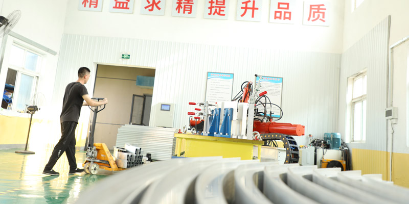 北京拉彎加工廠工業(yè)鋁型材折彎時會出現(xiàn)哪些問題 北京拉彎加工廠工業(yè)鋁型材折彎時會出現(xiàn)哪些問題