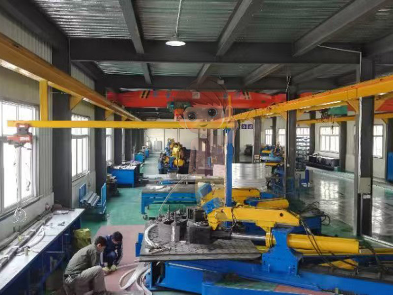 百葉片拉彎在建筑與室內(nèi)設(shè)計(jì)中的重要性：美學(xué)與功能性的結(jié)合