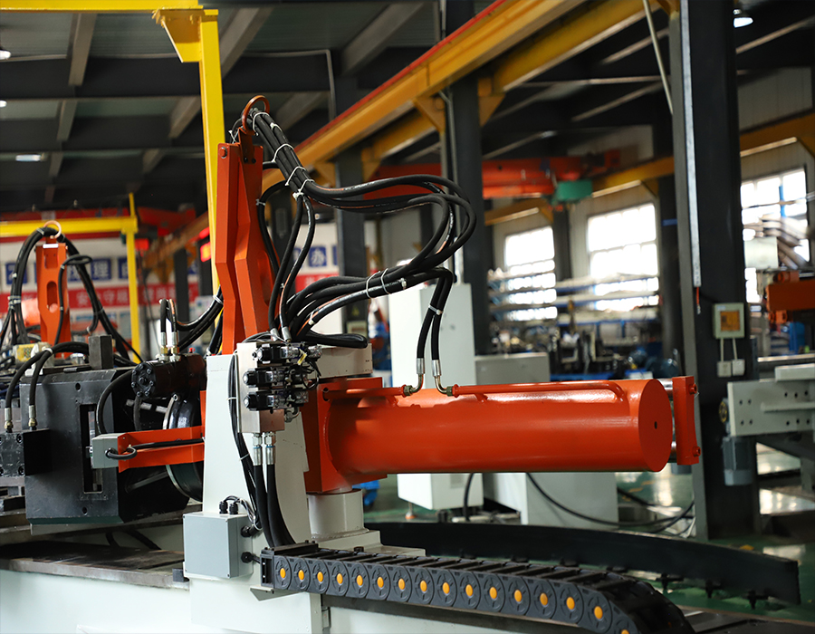 北京拉彎廠從航天精神中汲取奮進力量