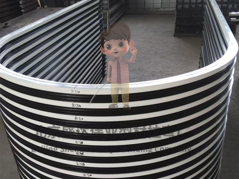 定制化鋁型材彎弧加工：快速響應企業批量生產需求，提升生產效率與產品一致性